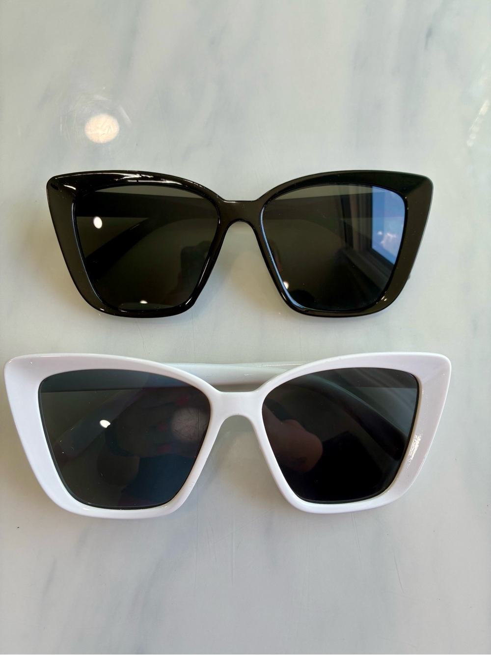 Classic Cat Eye Sunglasses - Black & White
